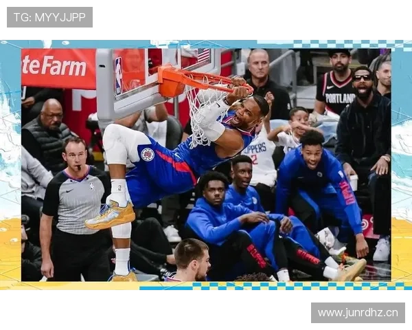NBA赛季精彩纷呈 聚焦球星表现与赛事精彩瞬间分析 - 副本 - 副本