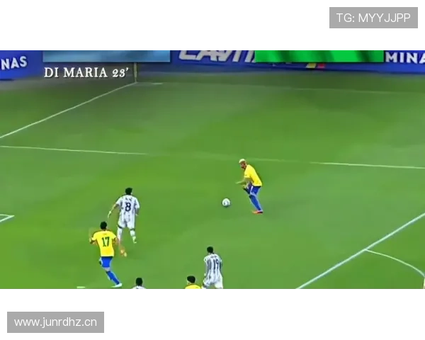 世界杯比赛现场直播信号全程覆盖实时赛况精彩瞬间解析 - 副本 (3)